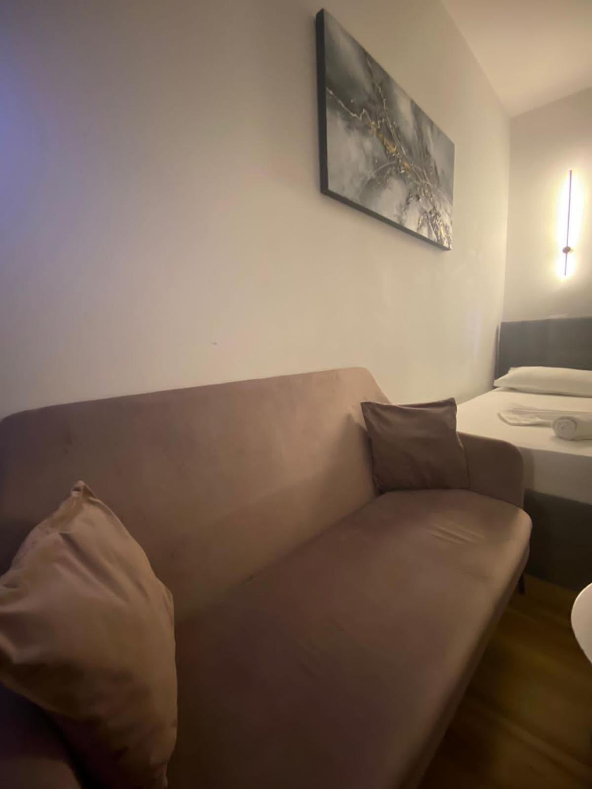 Luxury Apartments Blloku 地拉那 外观 照片