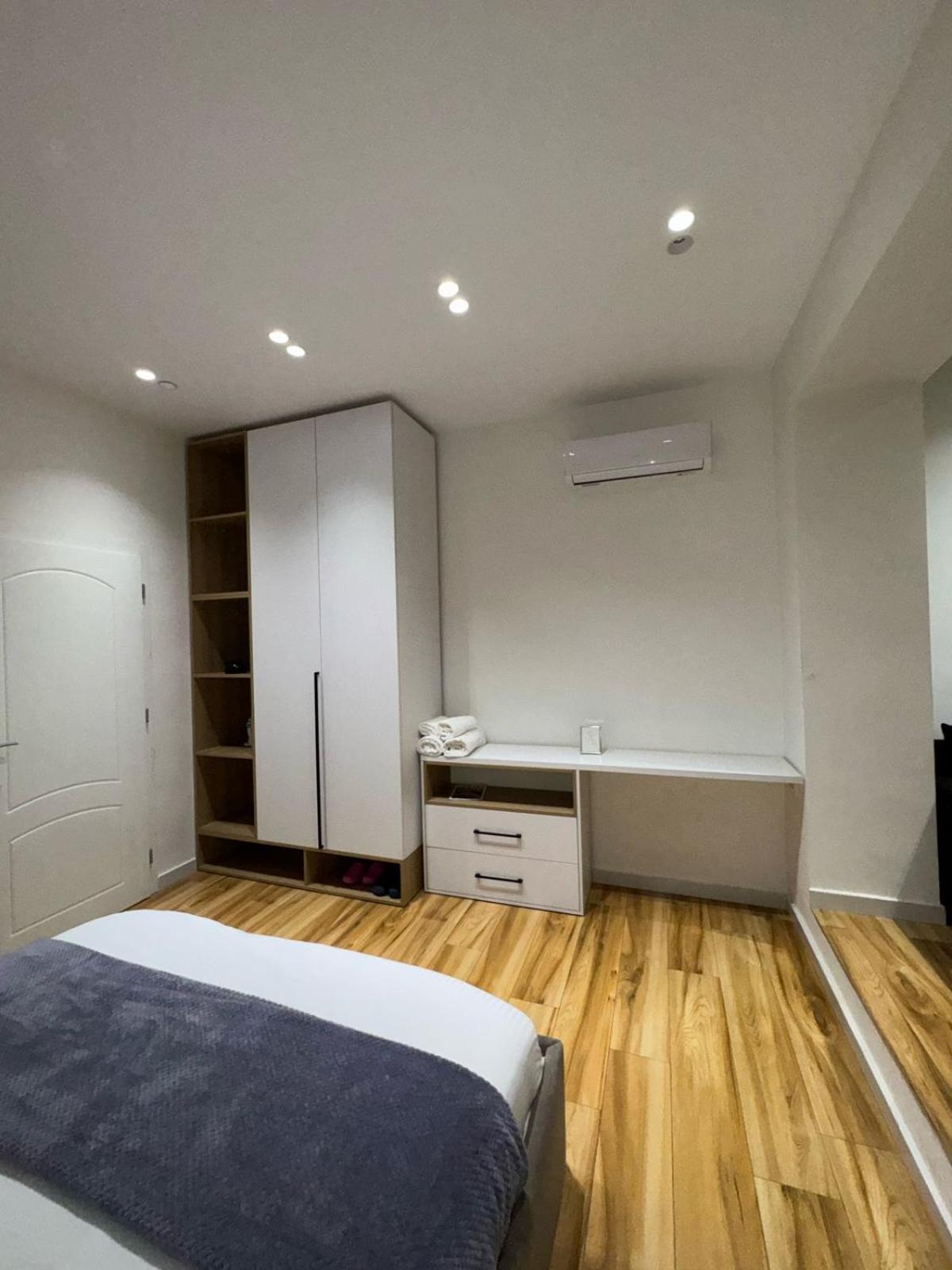 Luxury Apartments Blloku 地拉那 外观 照片